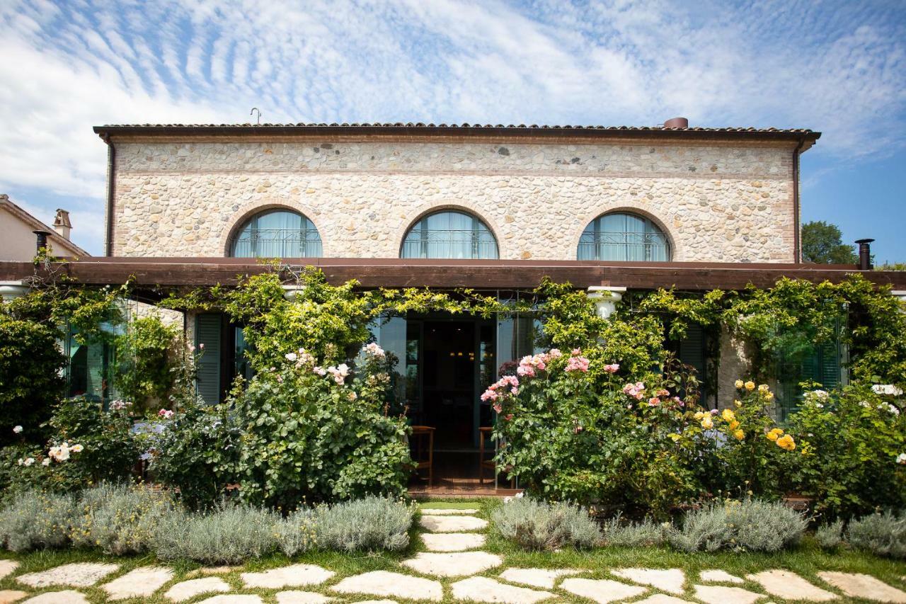 Tenuta Saiano Resort Torriana 外观 照片